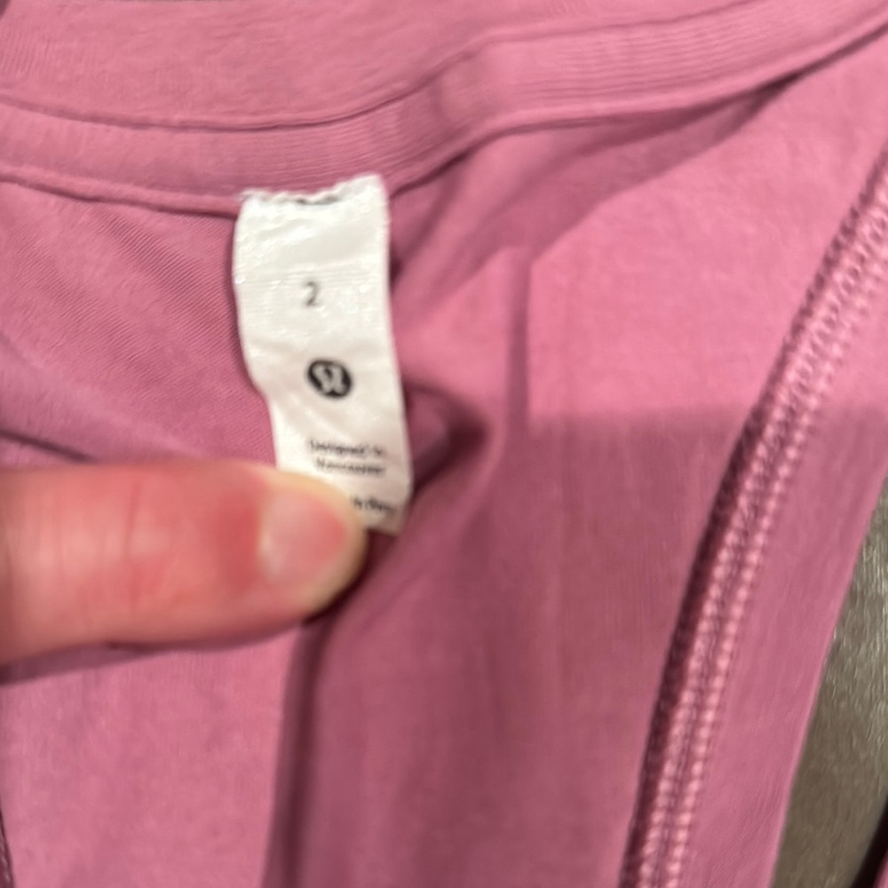 Lululemon Athletica Pink Fitted Sleeveless Top - Picture 2 of 3